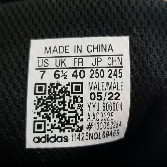 Shoes like the ones Janet wore in her music video pleasure principle - Picture 6 of 7